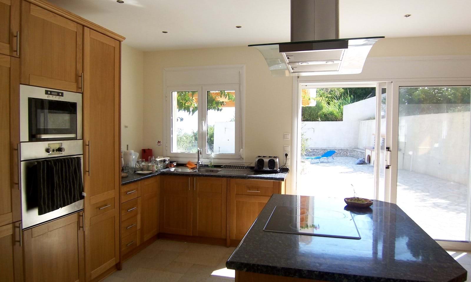 Listing photograph 6 of 19 of the house in Agios Ioannis, published by Corfu Home Finders.
