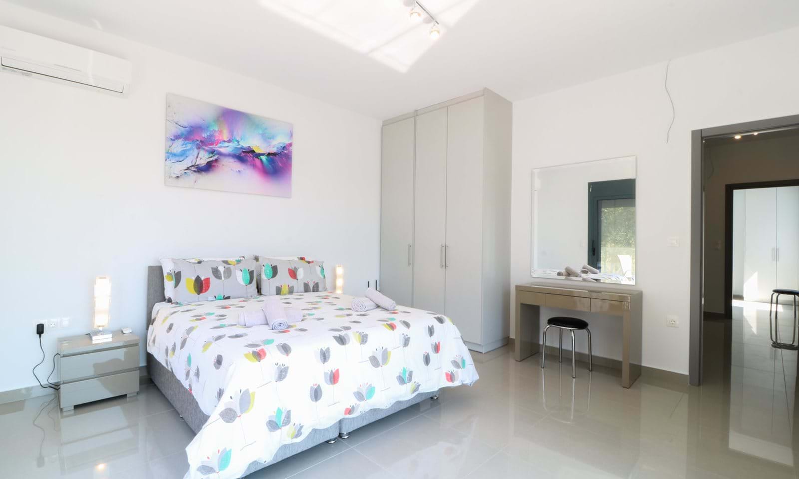 Listing photograph 14 of 19 of the house in Doukades, published by Corfu Home Finders.