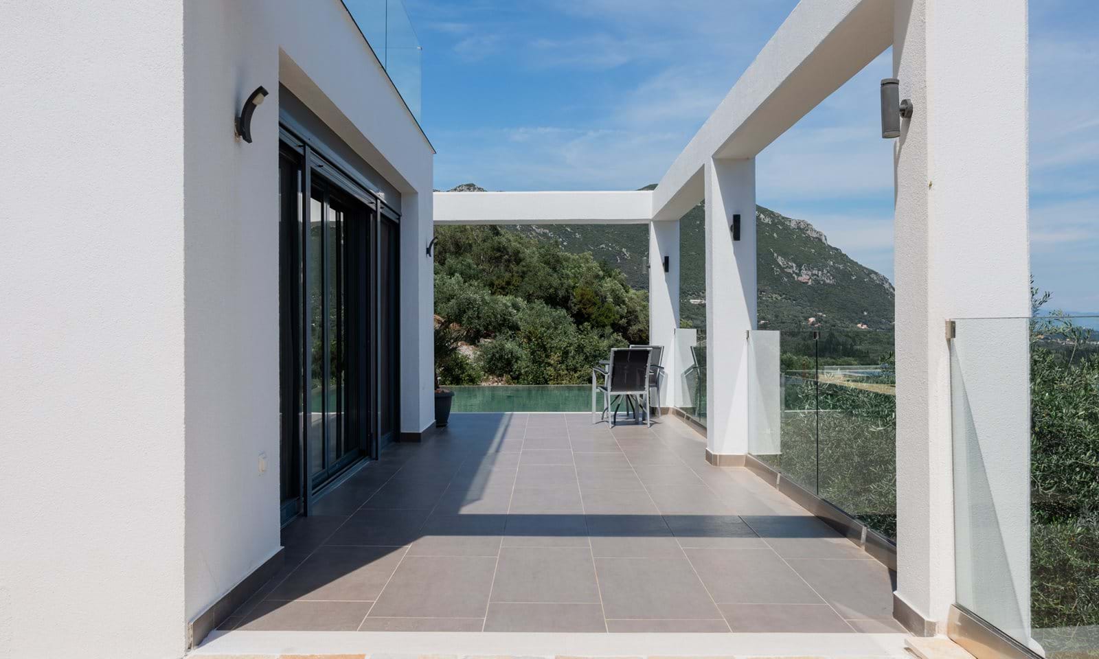 Listing photograph 16 of 19 of the house in Doukades, published by Corfu Home Finders.