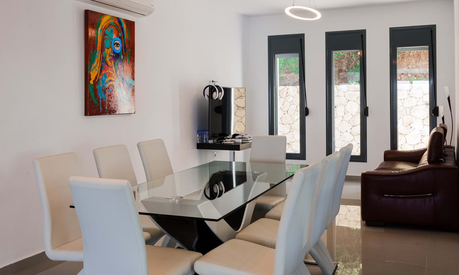 Listing photograph 12 of 19 of the house in Doukades, published by Corfu Home Finders.
