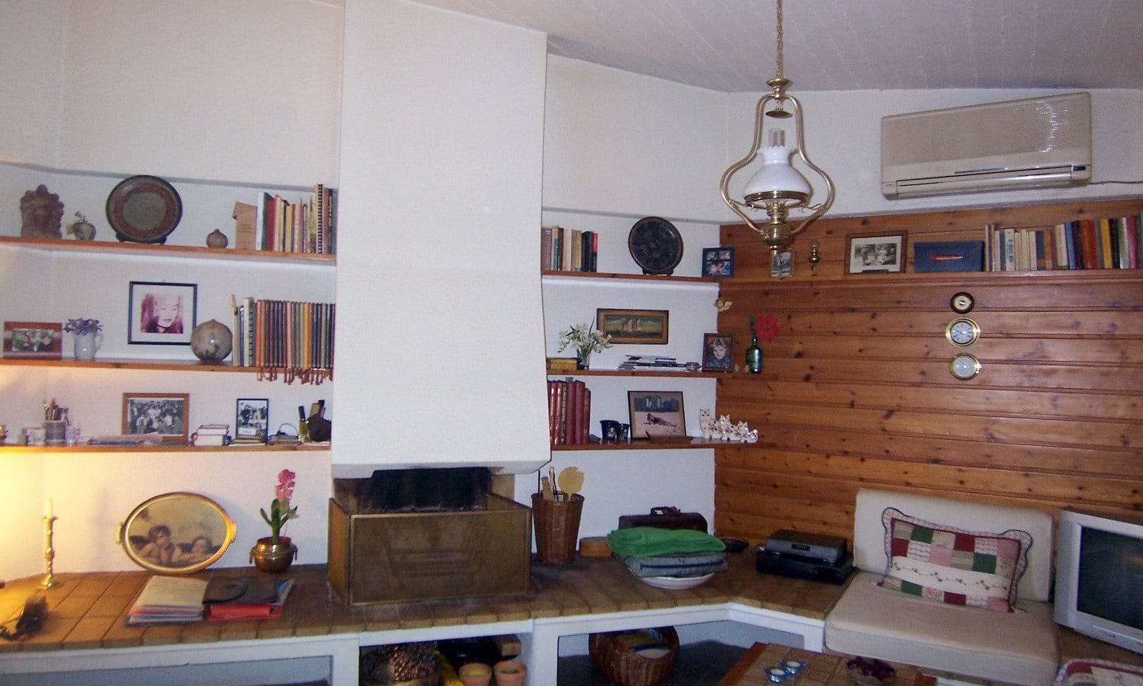 Listing photograph 9 of 14 of the house in Doukades, published by Corfu Home Finders.