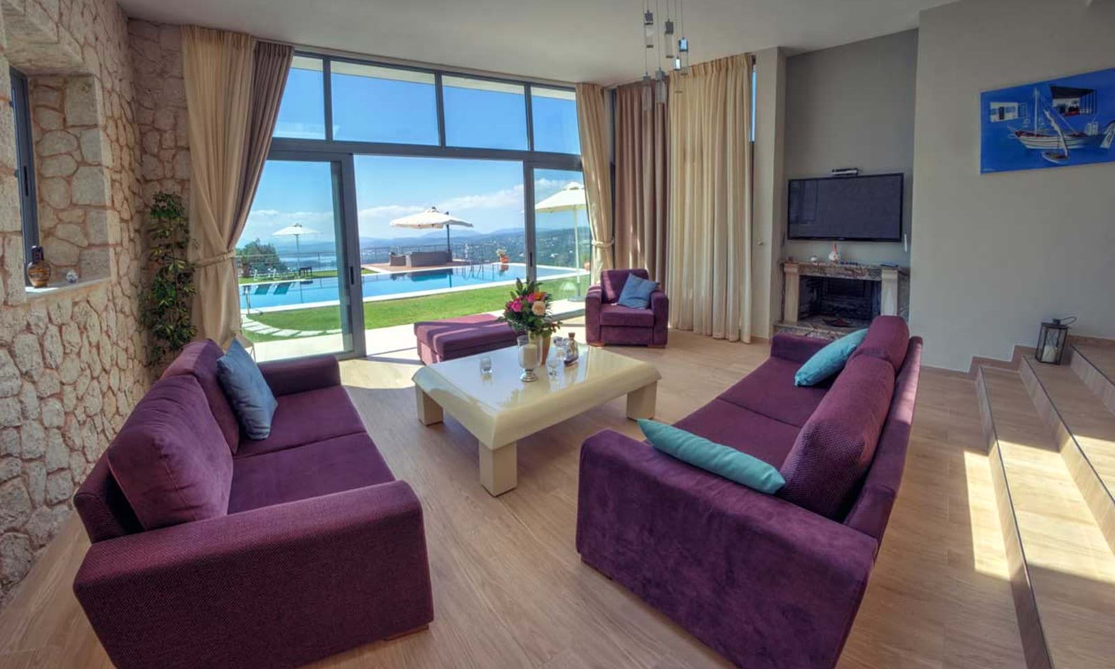 Listing photograph 4 of 12 of the house in Spartilas, published by Corfu Home Finders.