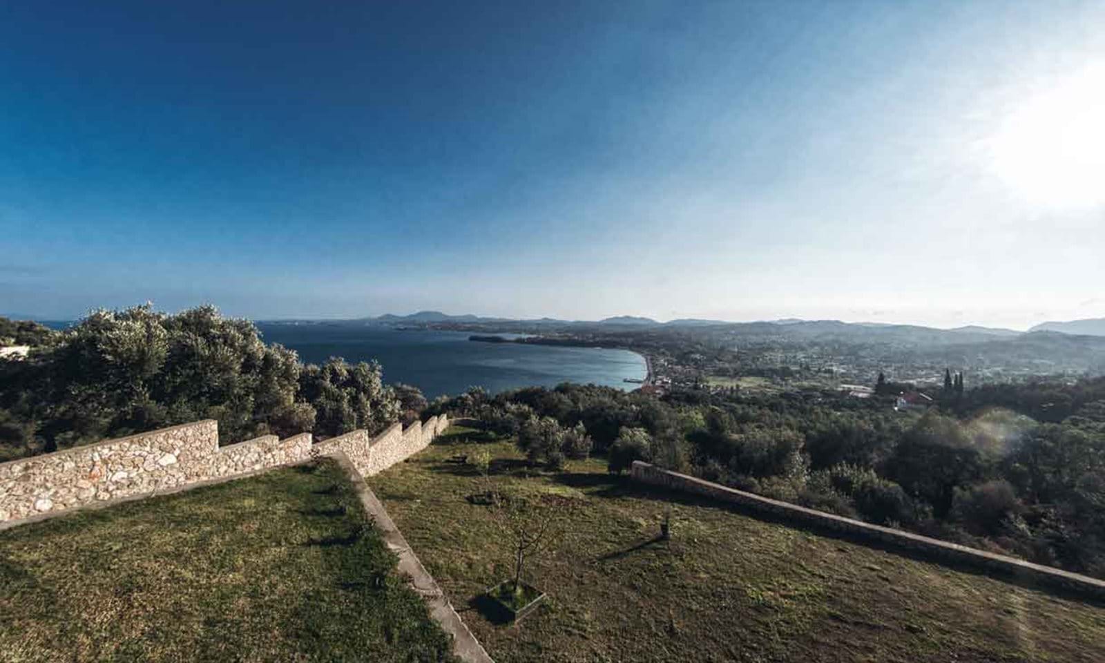 Listing photograph 3 of 12 of the house in Spartilas, published by Corfu Home Finders.
