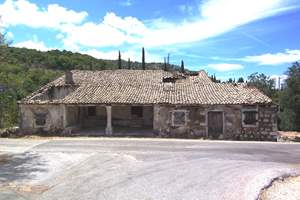 LOUTSES OLIVE PRESS, Loutses, Corfu