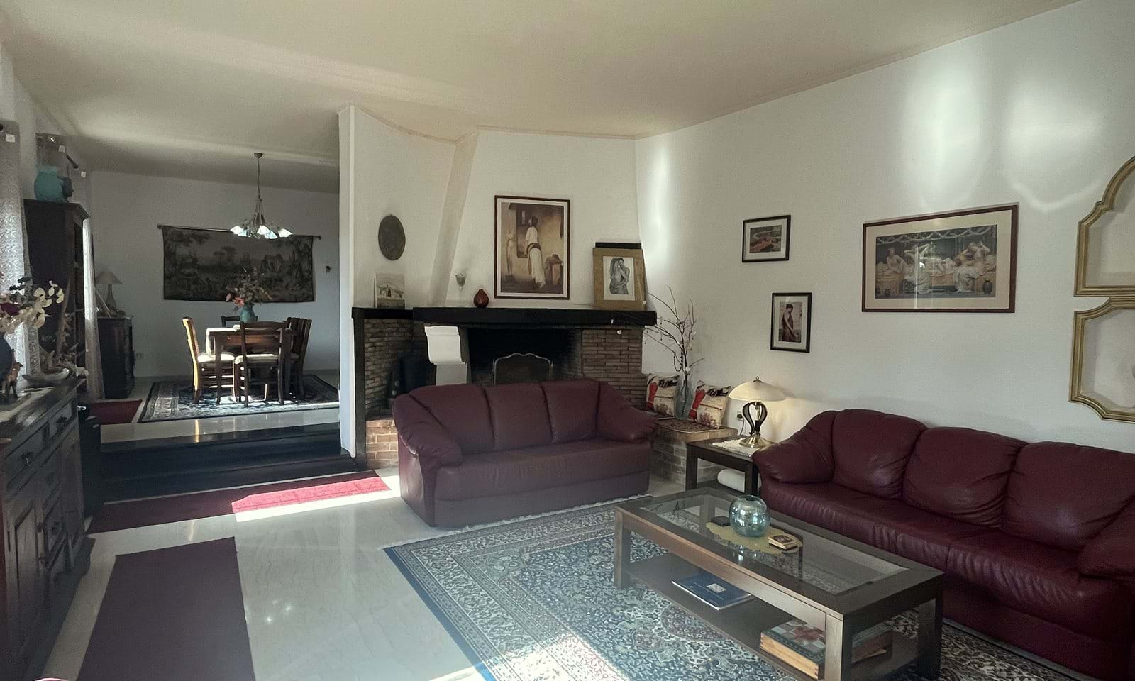 Listing photograph 5 of 17 of the house in Pelekas, published by Corfu Home Finders.