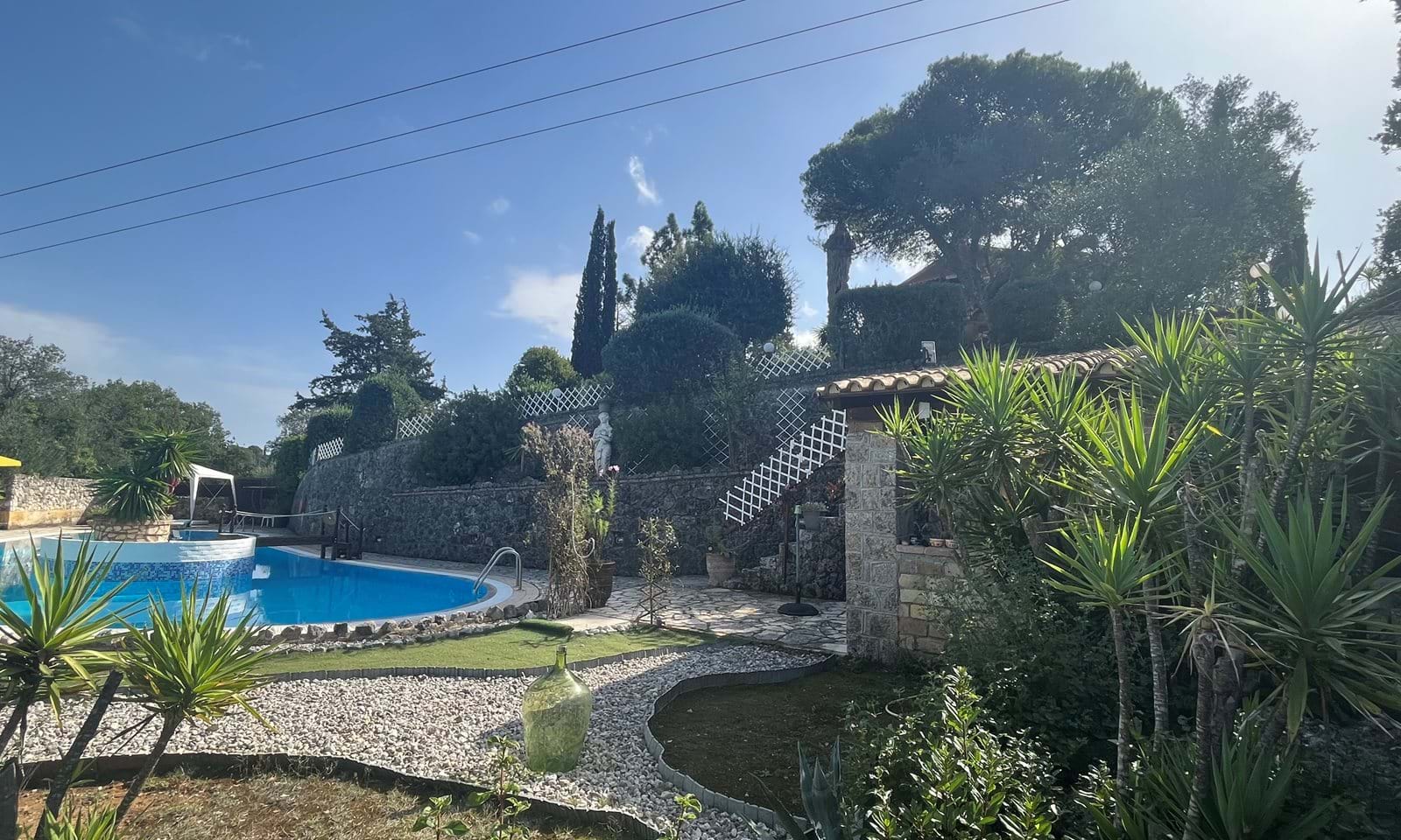 Listing photograph 16 of 17 of the house in Pelekas, published by Corfu Home Finders.
