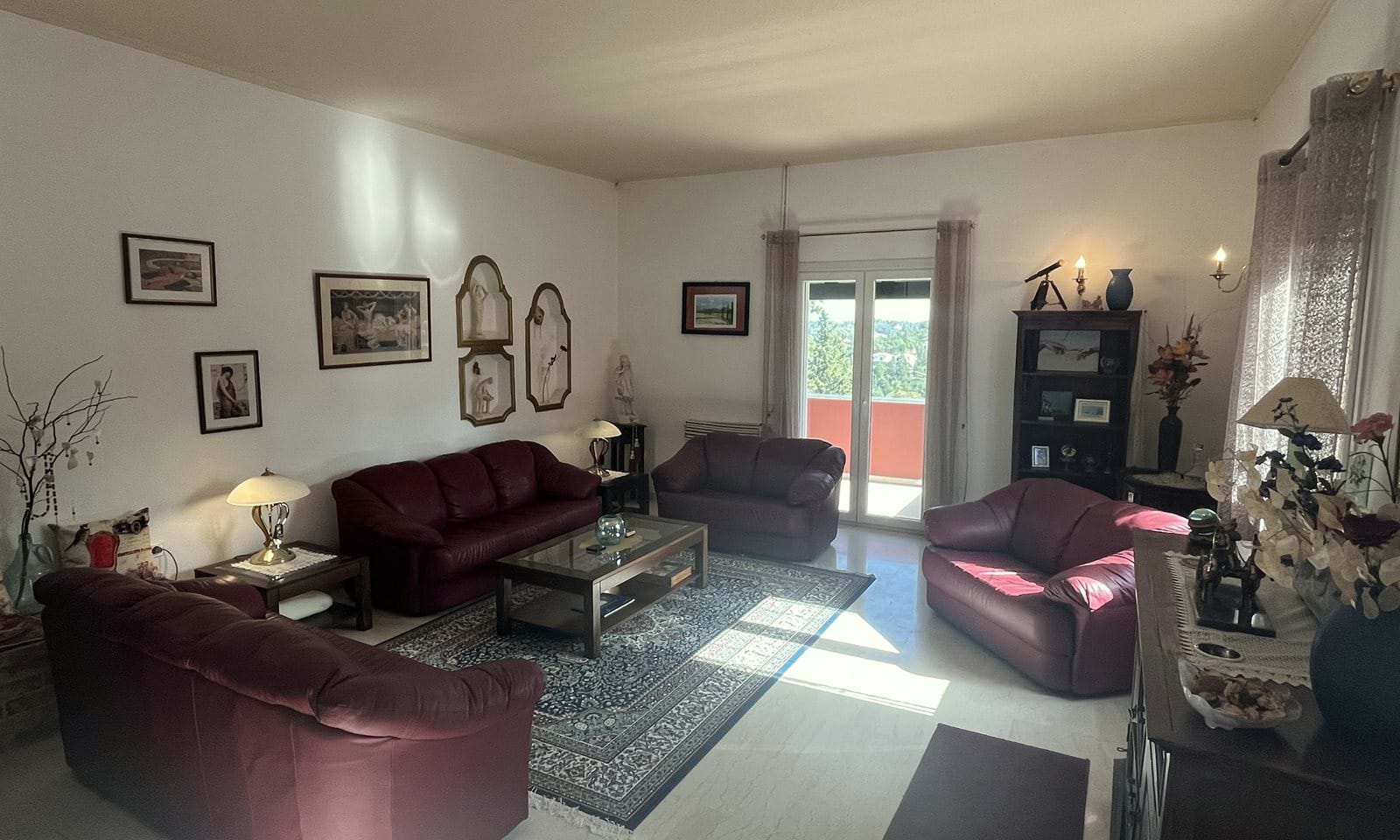 Listing photograph 4 of 17 of the house in Pelekas, published by Corfu Home Finders.