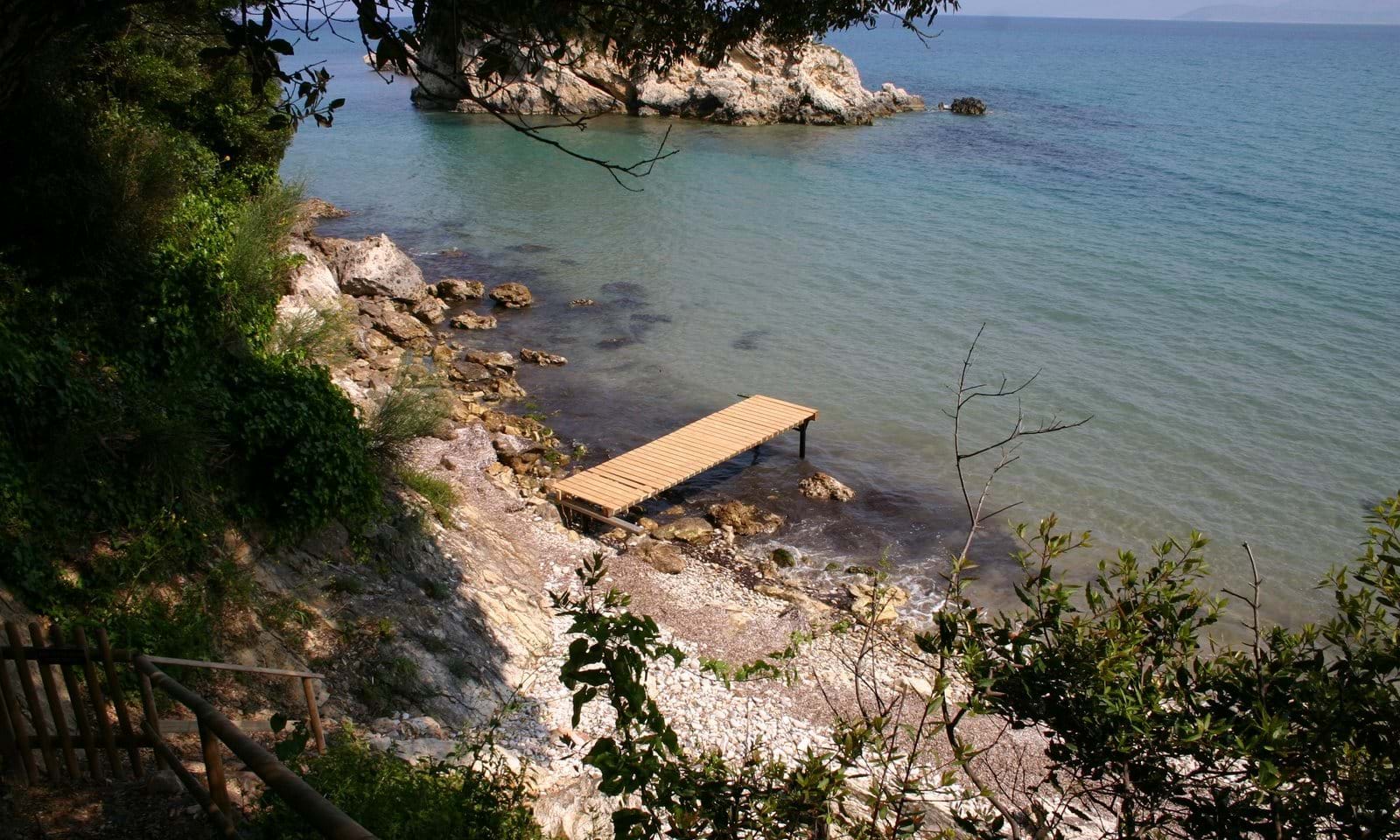 Listing photograph 5 of 12 of the house in Agios Spiridon, published by Corfu Home Finders.