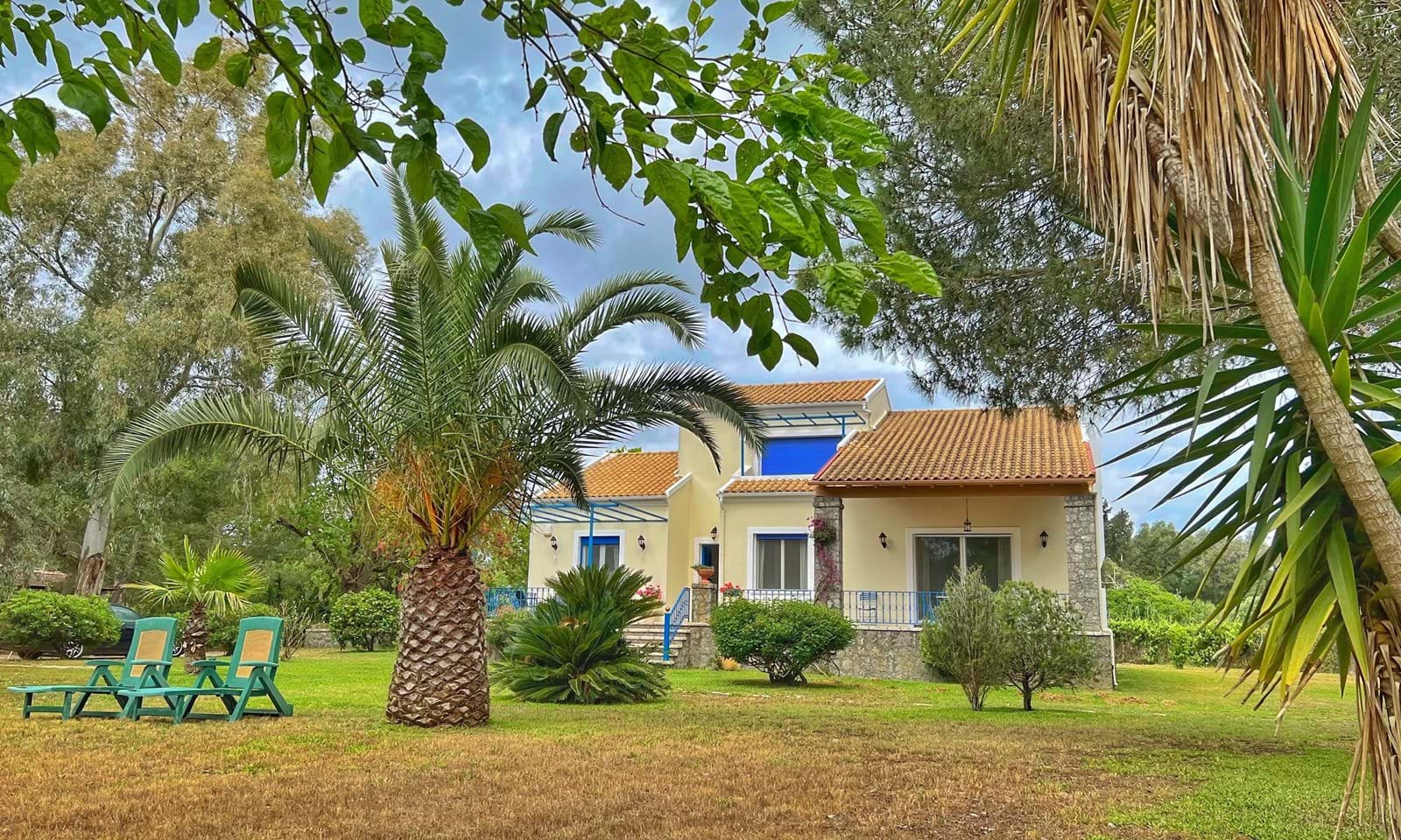 Listing photograph 1 of 21 of the house in Lefkimmi, published by Corfu Home Finders.