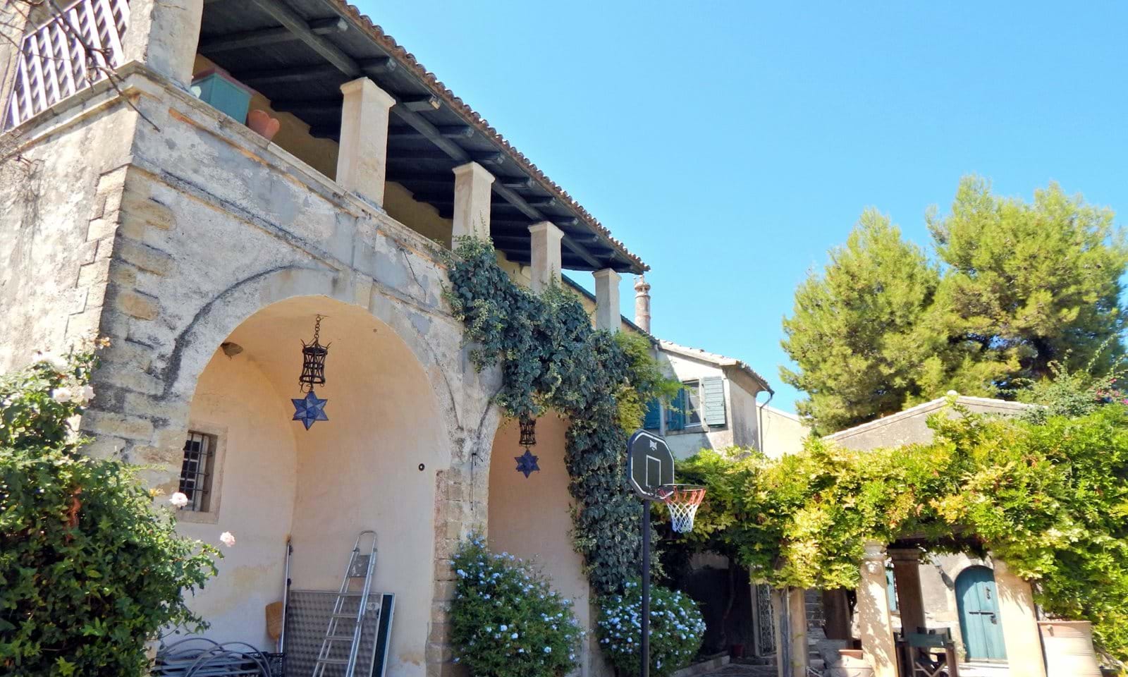 Listing photograph 11 of 23 of the house in Kaballouri, published by Corfu Home Finders.