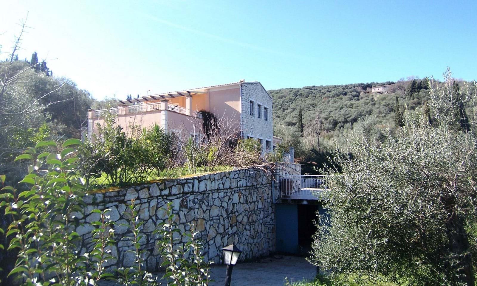 Listing photograph 20 of 20 of the house in Kassiopi, published by Corfu Home Finders.