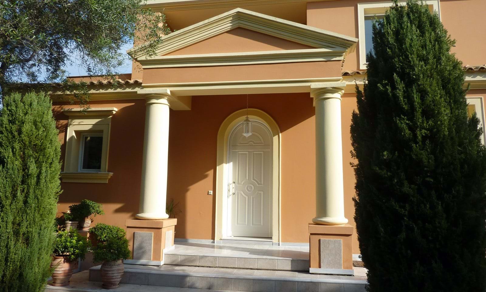 Listing photograph 6 of 22 of the house in Gouvia, published by Corfu Home Finders.