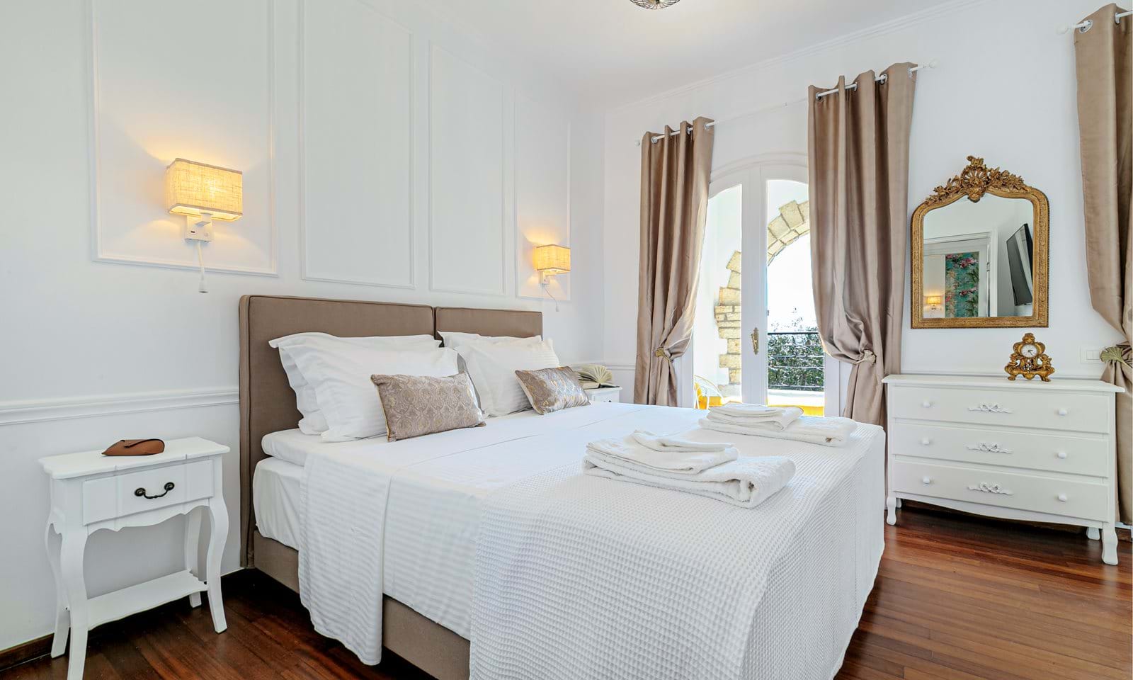 Listing photograph 13 of 16 of the house in Poulades, published by Corfu Home Finders.