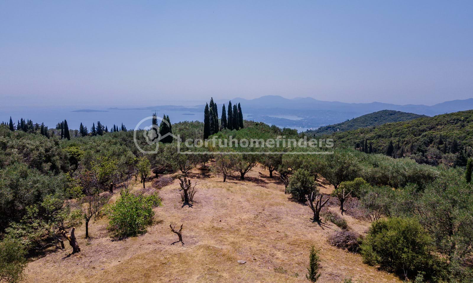Listing photograph 1 of 12 of the land in Spartilas, published by Corfu Home Finders.