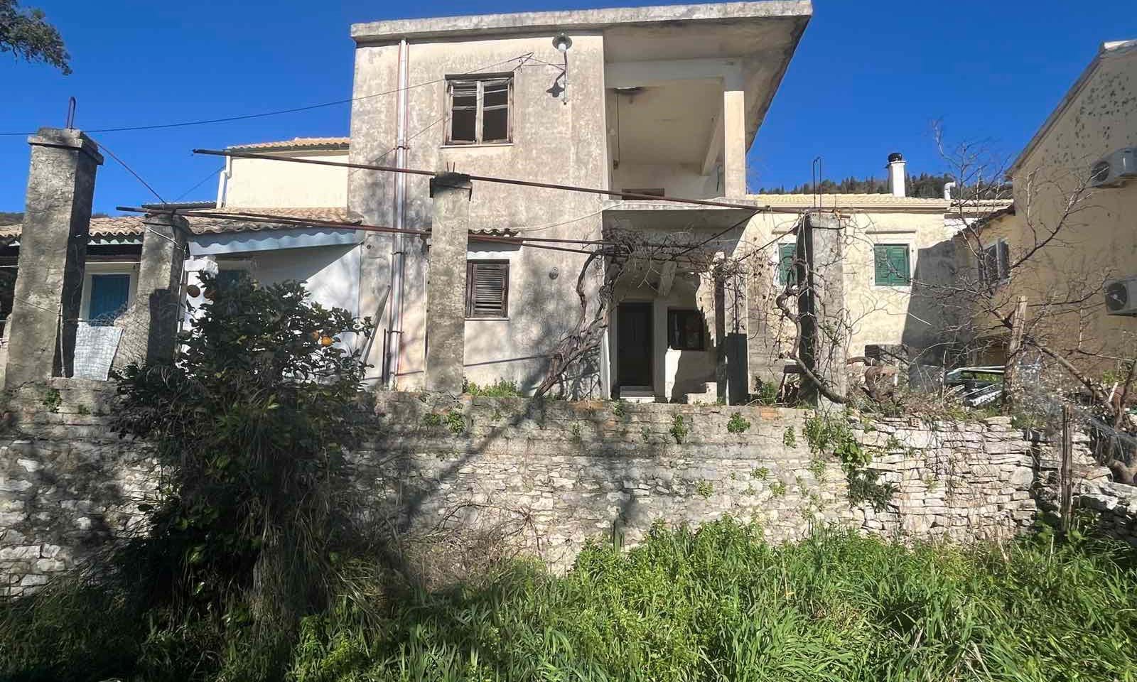 Listing photograph 4 of 7 of the house in Katavolos, published by Corfu Home Finders.