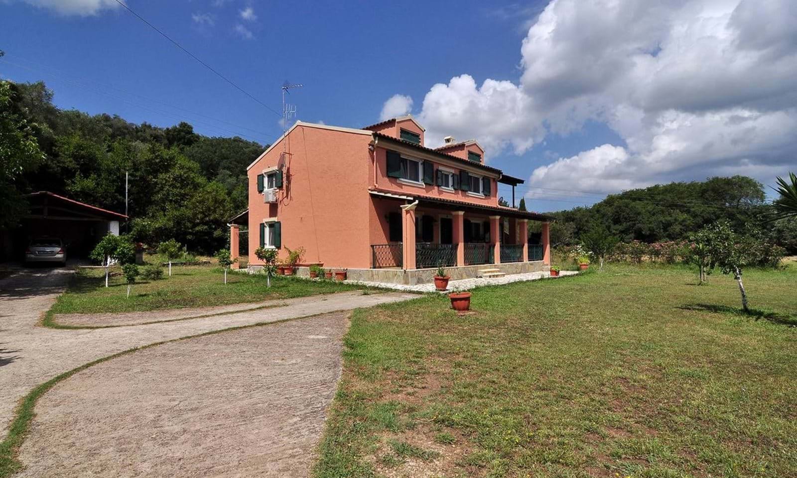 Listing photograph 19 of 19 of the house in Dassia, published by Corfu Home Finders.