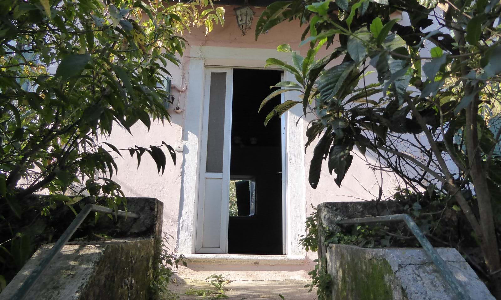 Listing photograph 6 of 14 of the house in Gastouri, published by Corfu Home Finders.