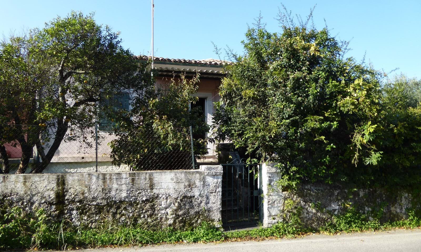 Listing photograph 2 of 14 of the house in Gastouri, published by Corfu Home Finders.