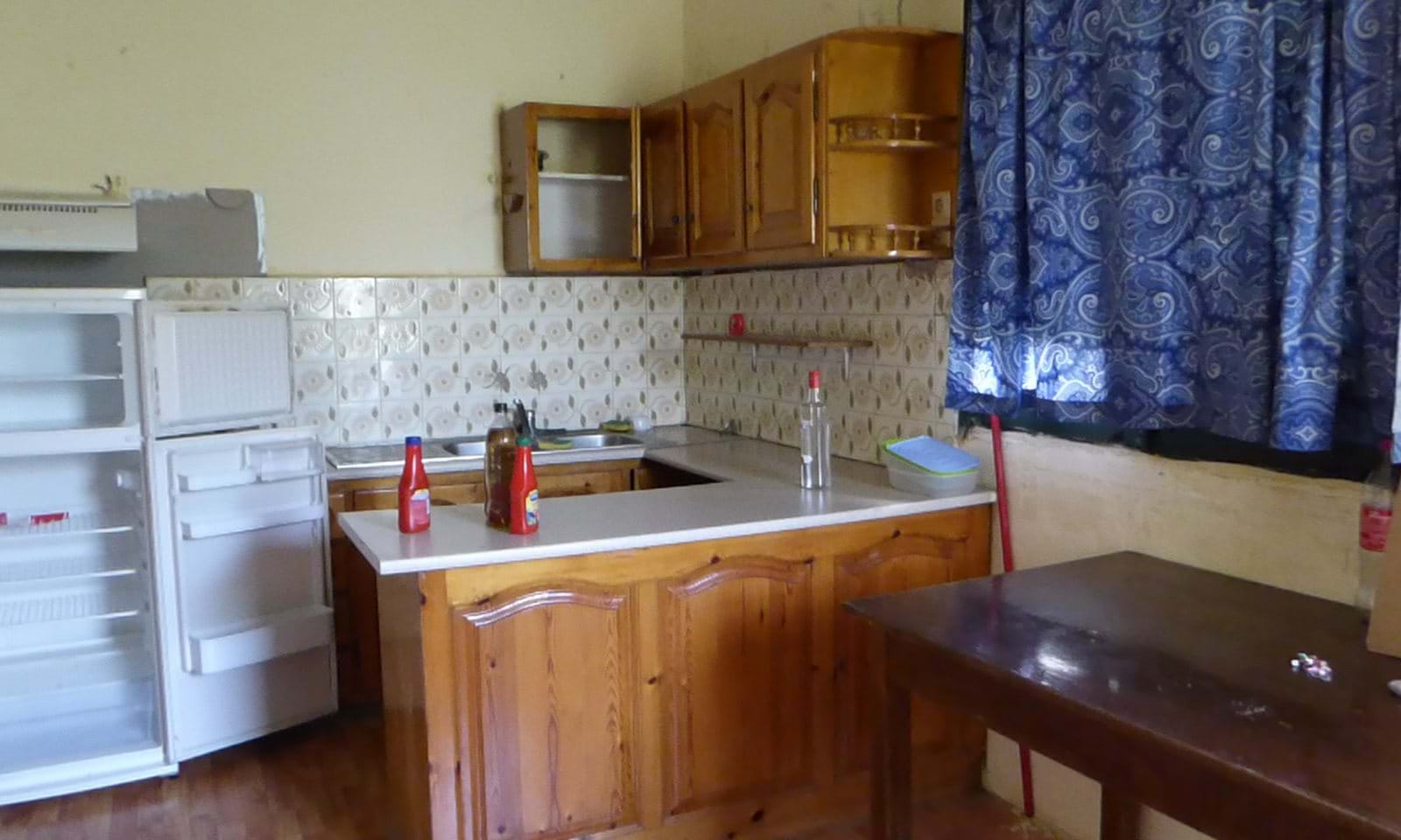 Listing photograph 7 of 16 of the apartment in Kato Korakiana, published by Corfu Home Finders.