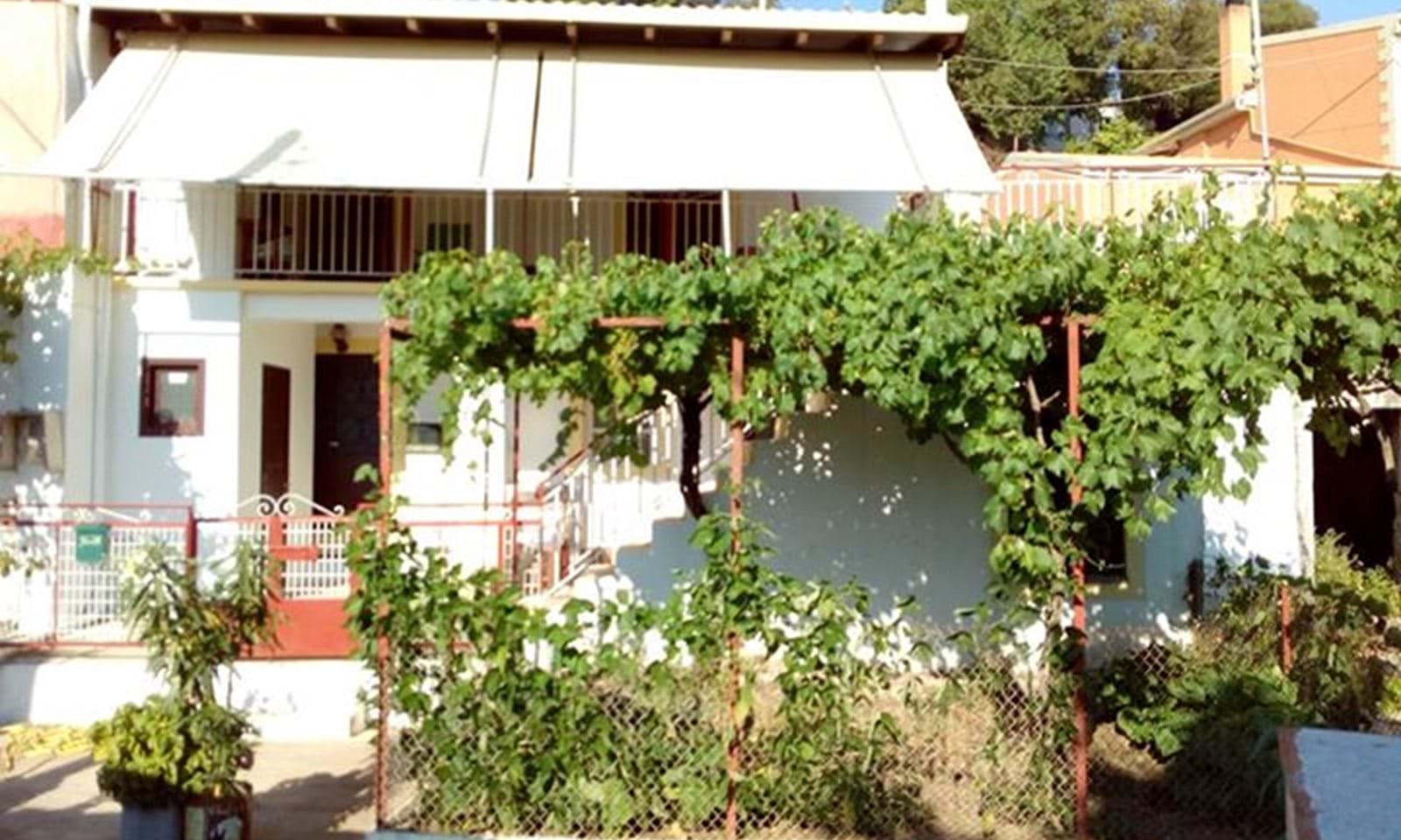 Listing photograph 7 of 7 of the house in Strinilas, published by Corfu Home Finders.