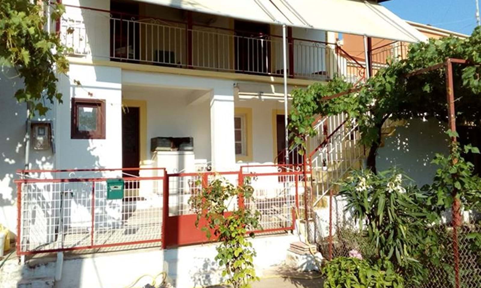 Listing photograph 1 of 7 of the house in Strinilas, published by Corfu Home Finders.