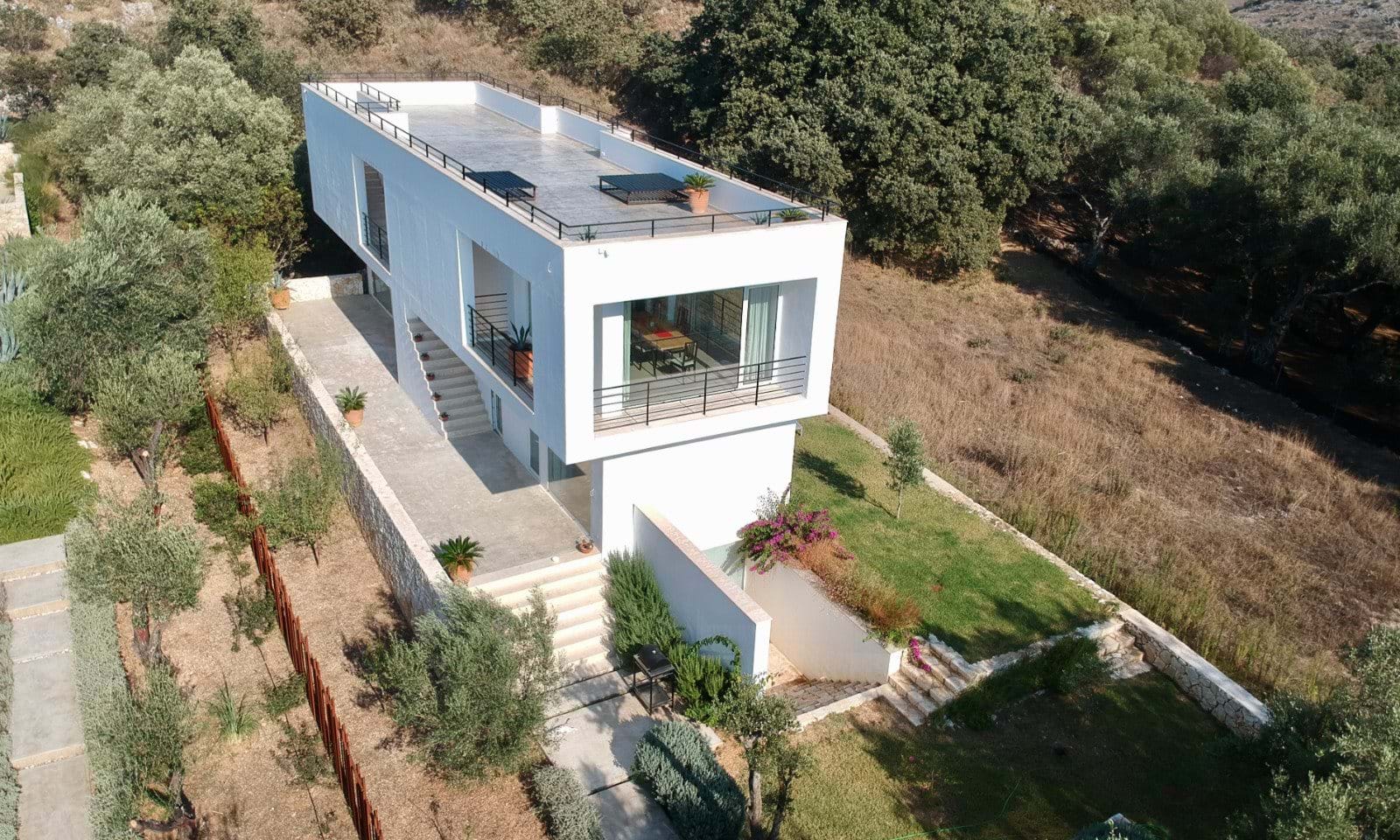 Listing photograph 5 of 21 of the house in Loutses, published by Corfu Home Finders.