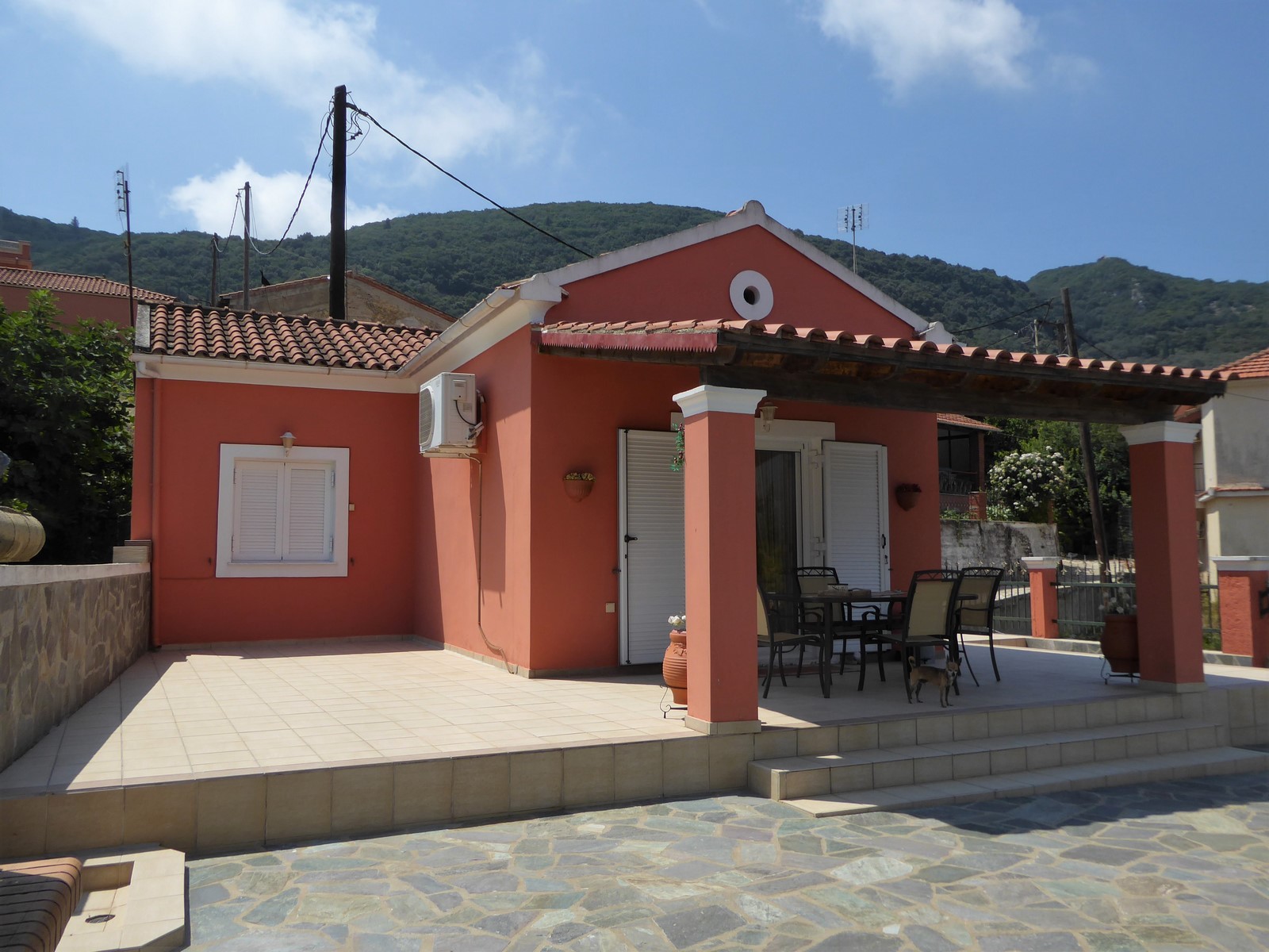 SUNRISE COTTAGE, Doukades, Corfu