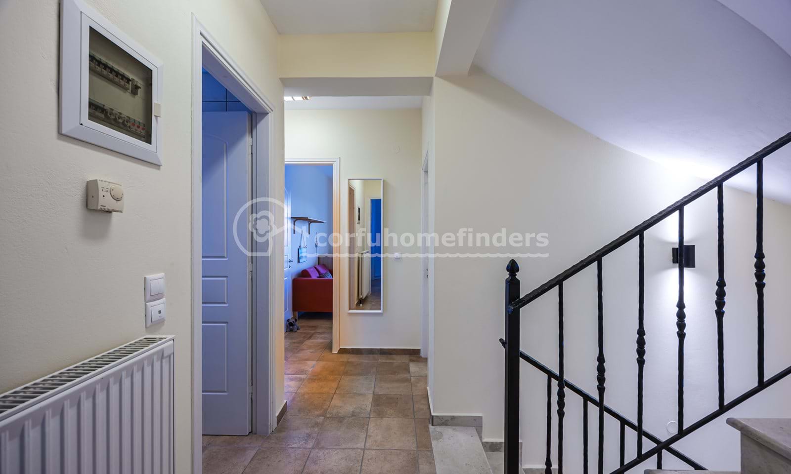 Listing photograph 5 of 29 of the house in Perama, published by Corfu Home Finders.