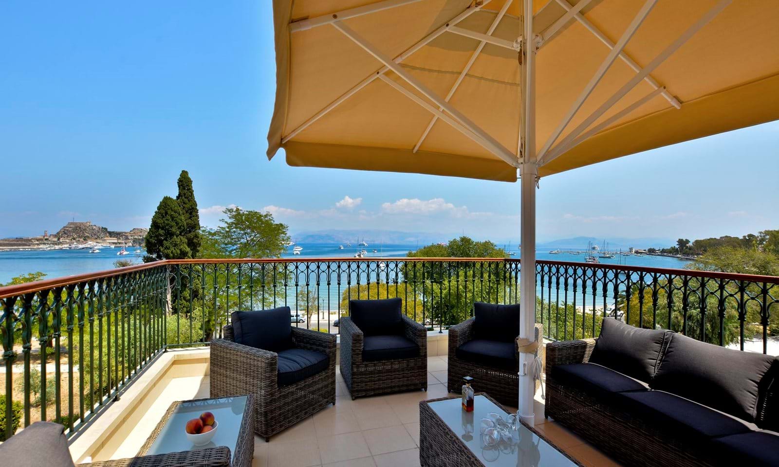 Listing photograph 1 of 15 of the apartment in Corfu Town, published by Corfu Home Finders.