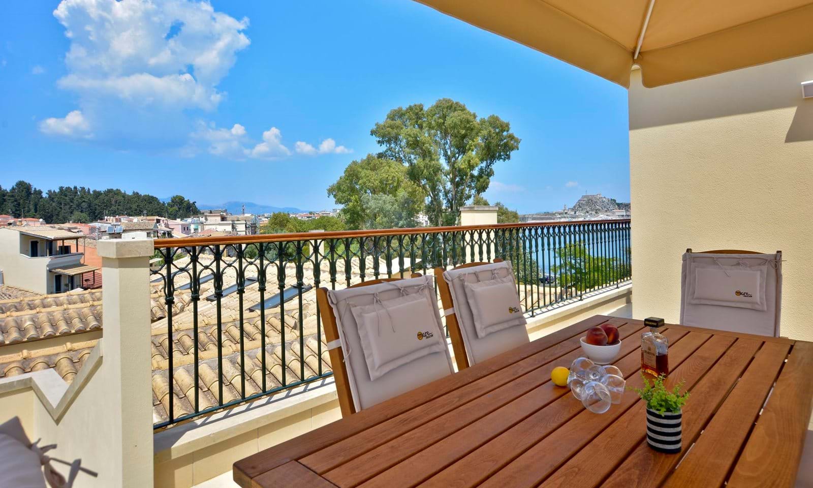 Listing photograph 7 of 15 of the apartment in Corfu Town, published by Corfu Home Finders.