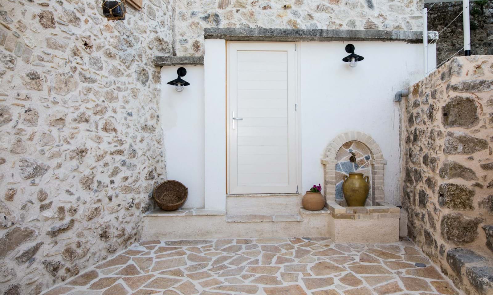 Listing photograph 21 of 22 of the house in Ano Korakiana, published by Corfu Home Finders.