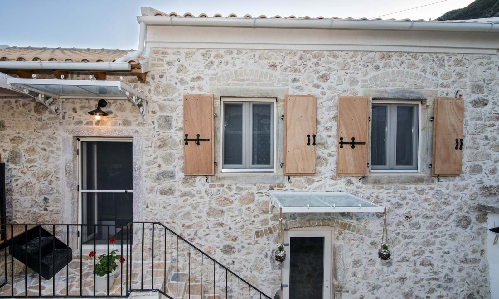 Listing photograph 20 of 22 of the house in Ano Korakiana, published by Corfu Home Finders.