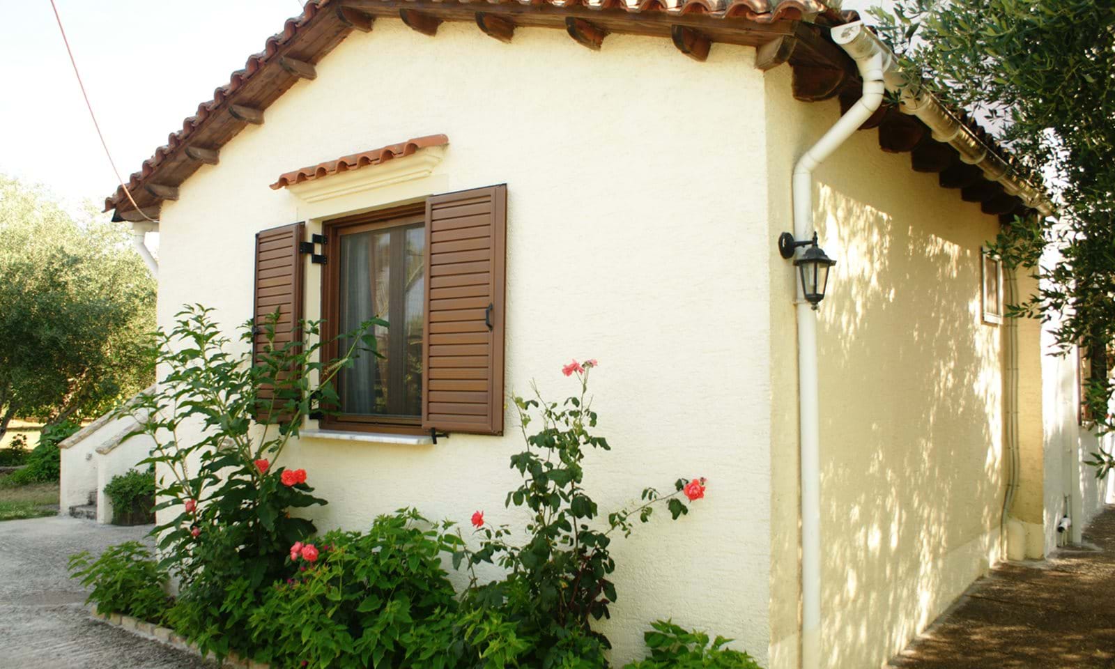 Listing photograph 8 of 21 of the house in Poulades, published by Corfu Home Finders.