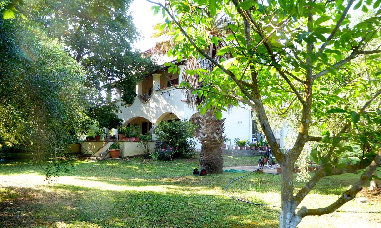 Listing photograph 3 of 21 of the house in Poulades, published by Corfu Home Finders.