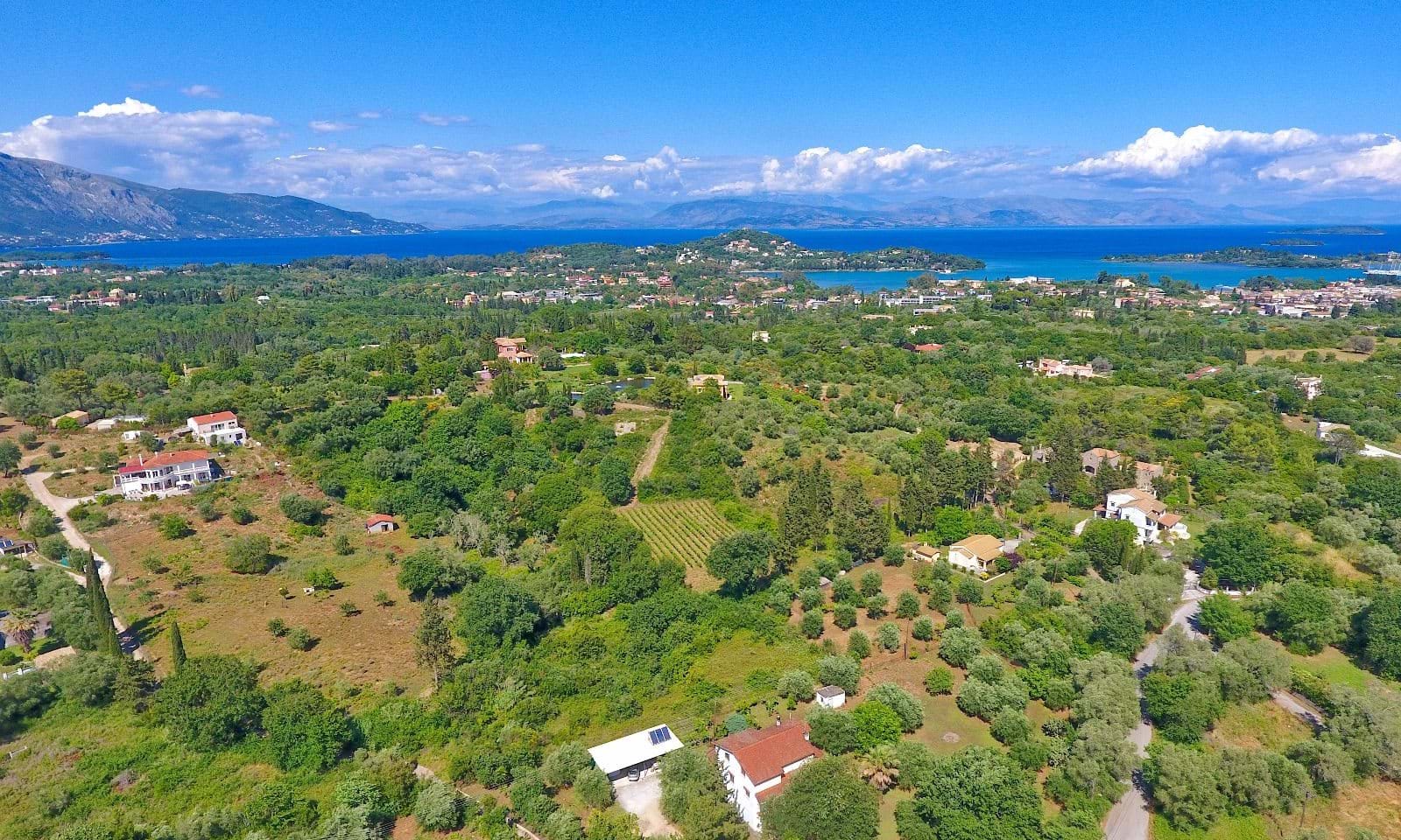 Listing photograph 6 of 21 of the house in Poulades, published by Corfu Home Finders.