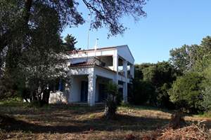 HOUSE IN THE WOODS, Kato Korakiana, Corfu