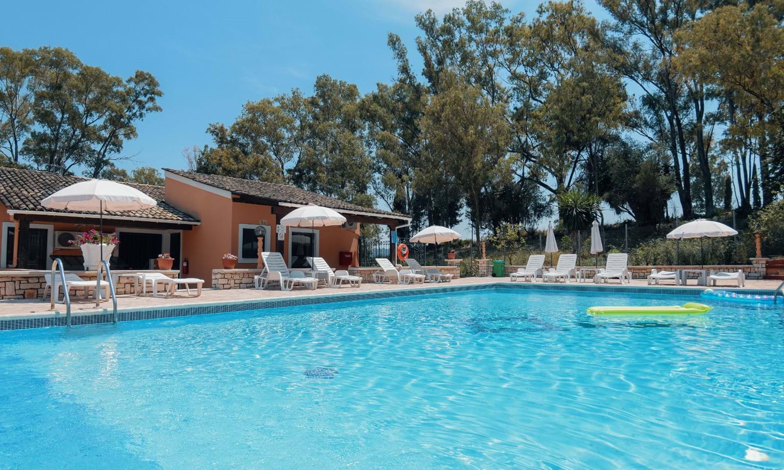 Listing photograph 6 of 16 of the commercial in Kommeno, published by Corfu Home Finders.