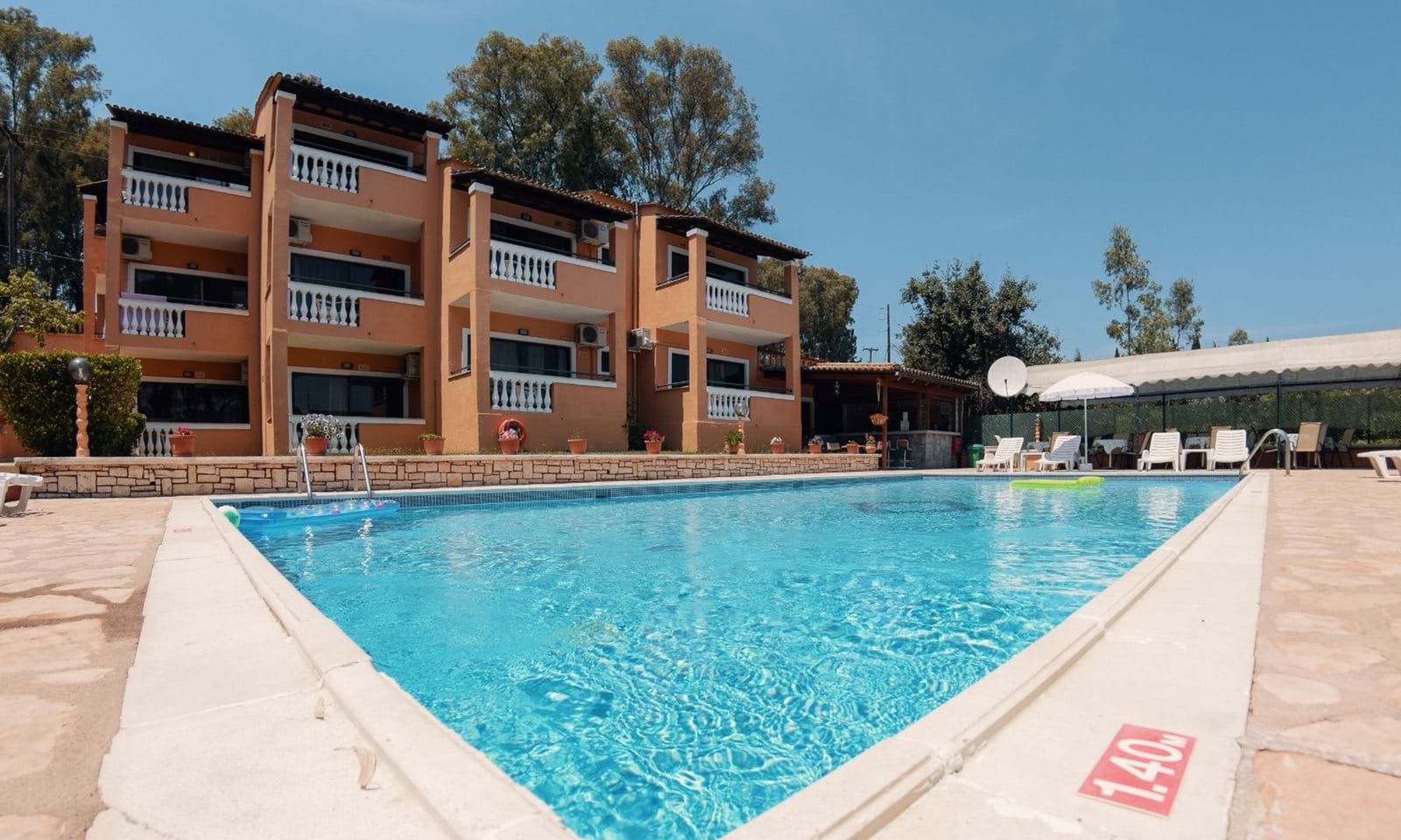 Listing photograph 1 of 16 of the commercial in Kommeno, published by Corfu Home Finders.
