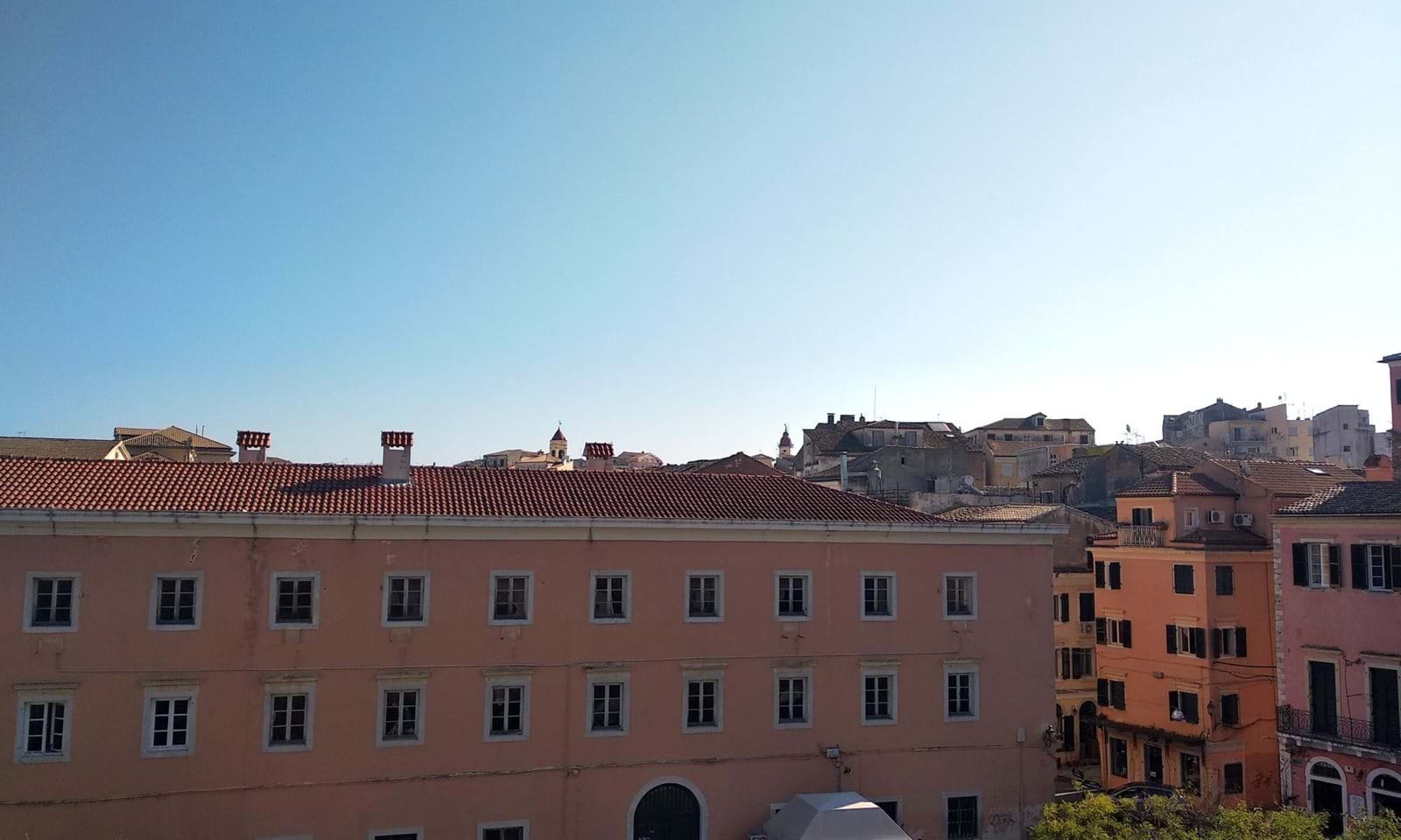 Listing photograph 5 of 17 of the apartment in Corfu Town, published by Corfu Home Finders.