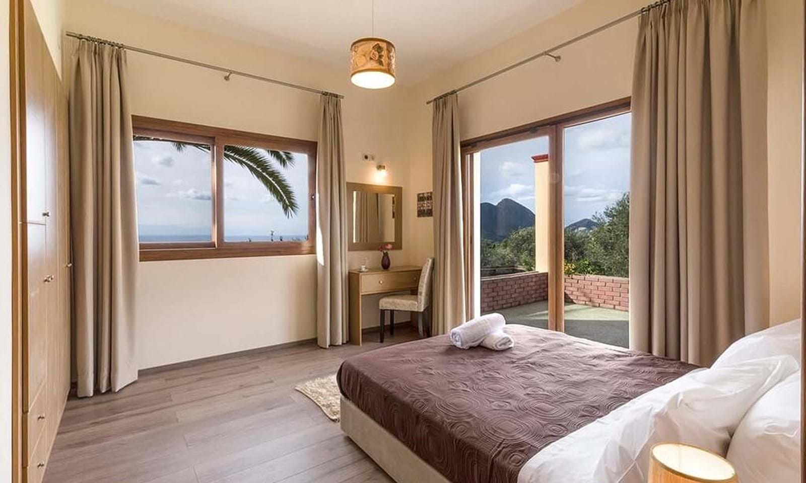 Listing photograph 4 of 15 of the commercial in Pelekas, published by Corfu Home Finders.
