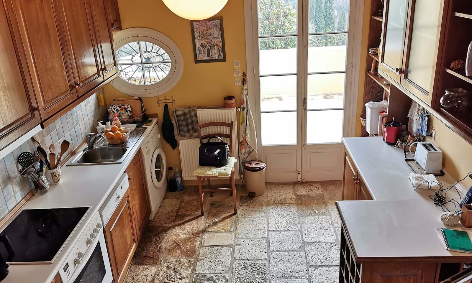 Listing photograph 10 of 30 of the house in Karousades, published by Corfu Home Finders.