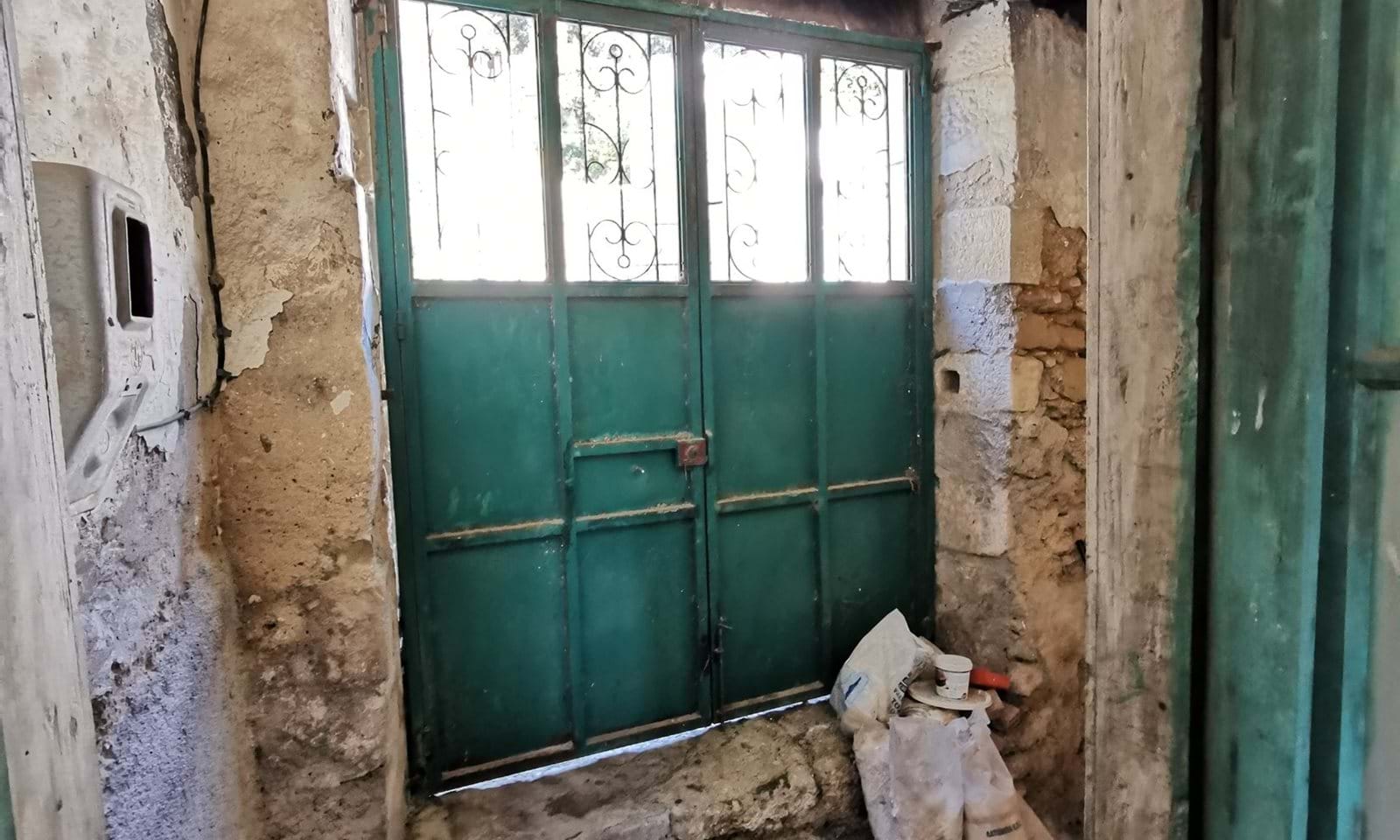 Listing photograph 3 of 16 of the house in Chorepiskopi, published by Corfu Home Finders.