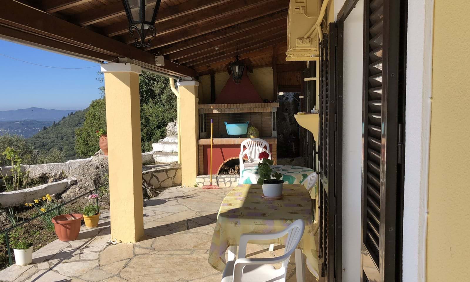 Listing photograph 16 of 18 of the house in Spartilas, published by Corfu Home Finders.