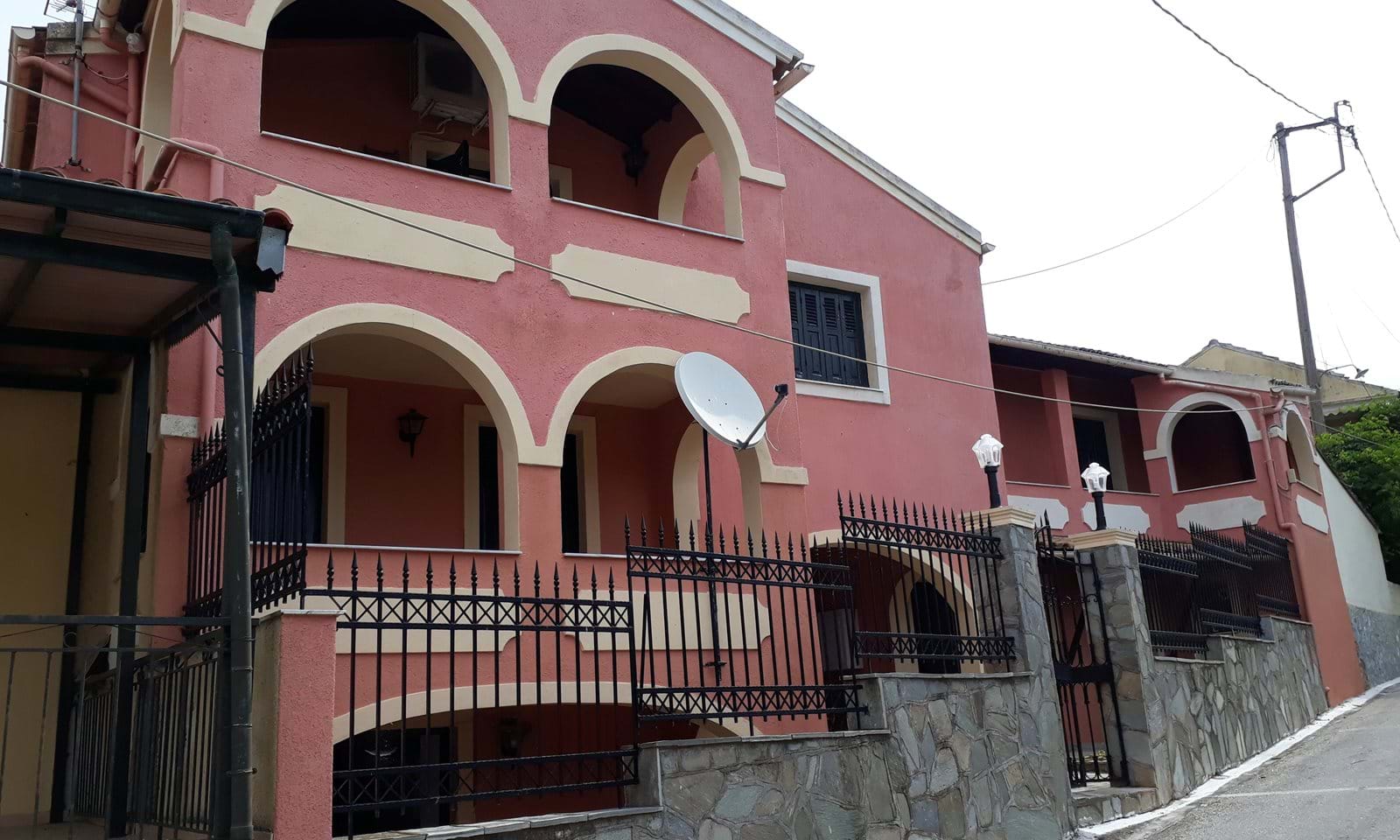 Listing photograph 1 of 8 of the house in Varypatades, published by Corfu Home Finders.