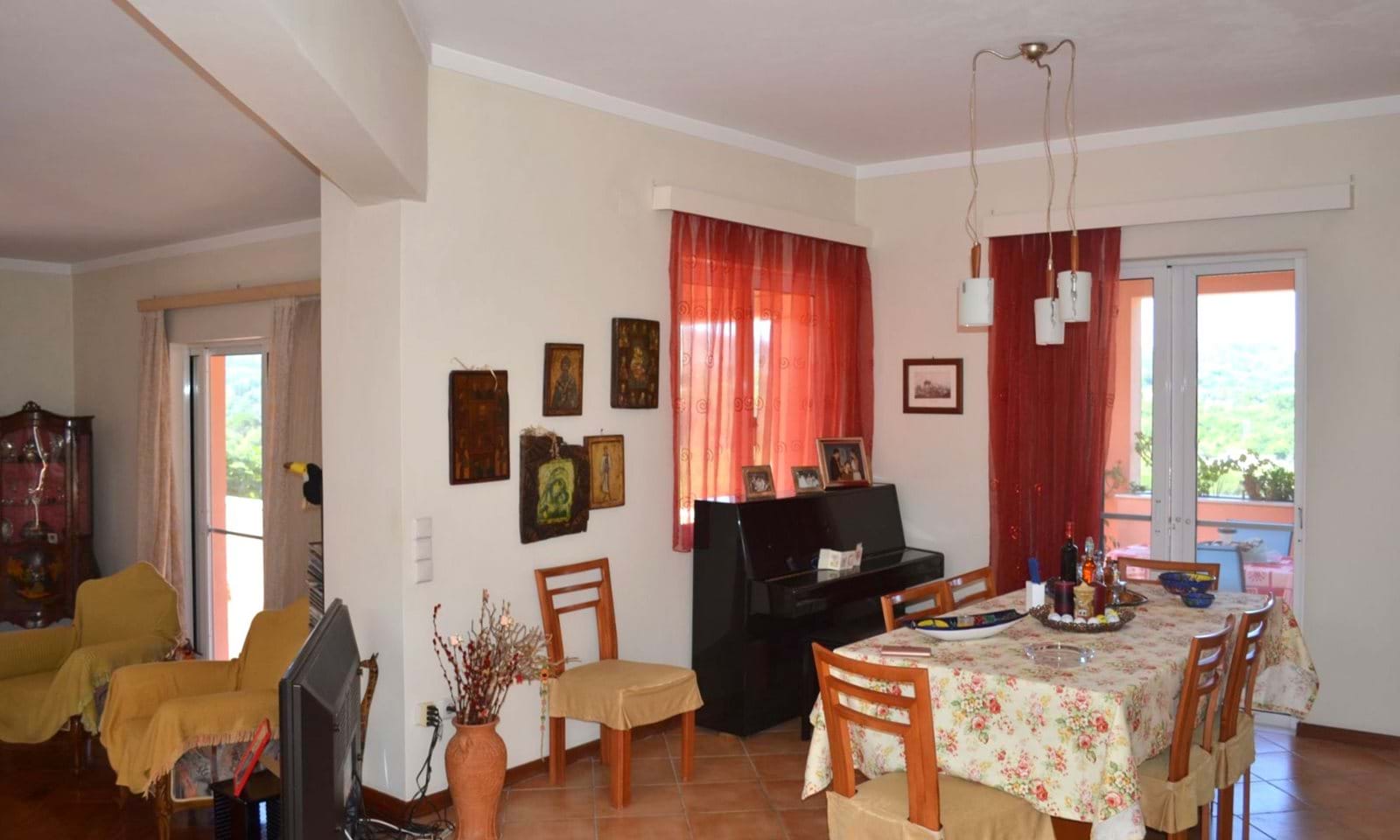 Listing photograph 7 of 20 of the house in Viros, published by Corfu Home Finders.