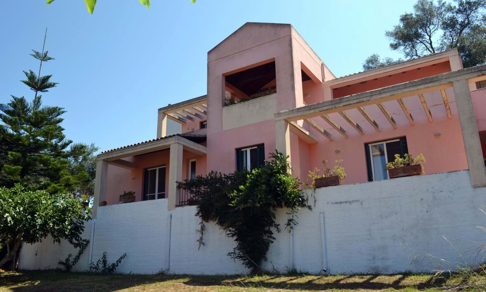 Listing photograph 1 of 20 of the house in Viros, published by Corfu Home Finders.