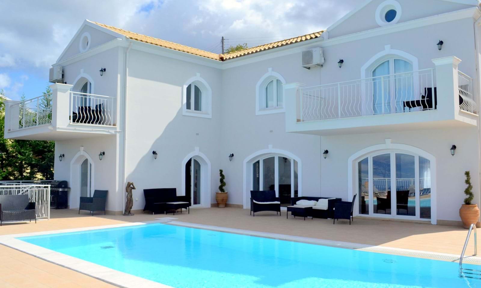 Listing photograph 1 of 21 of the house in Loutses, published by Corfu Home Finders.