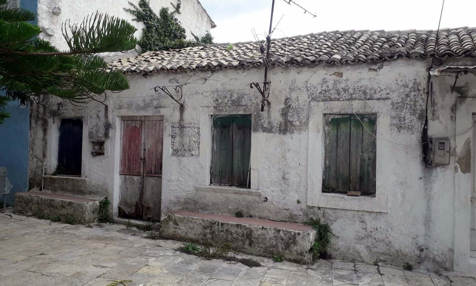 Listing photograph 4 of 10 of the house in Drosato, published by Corfu Home Finders.