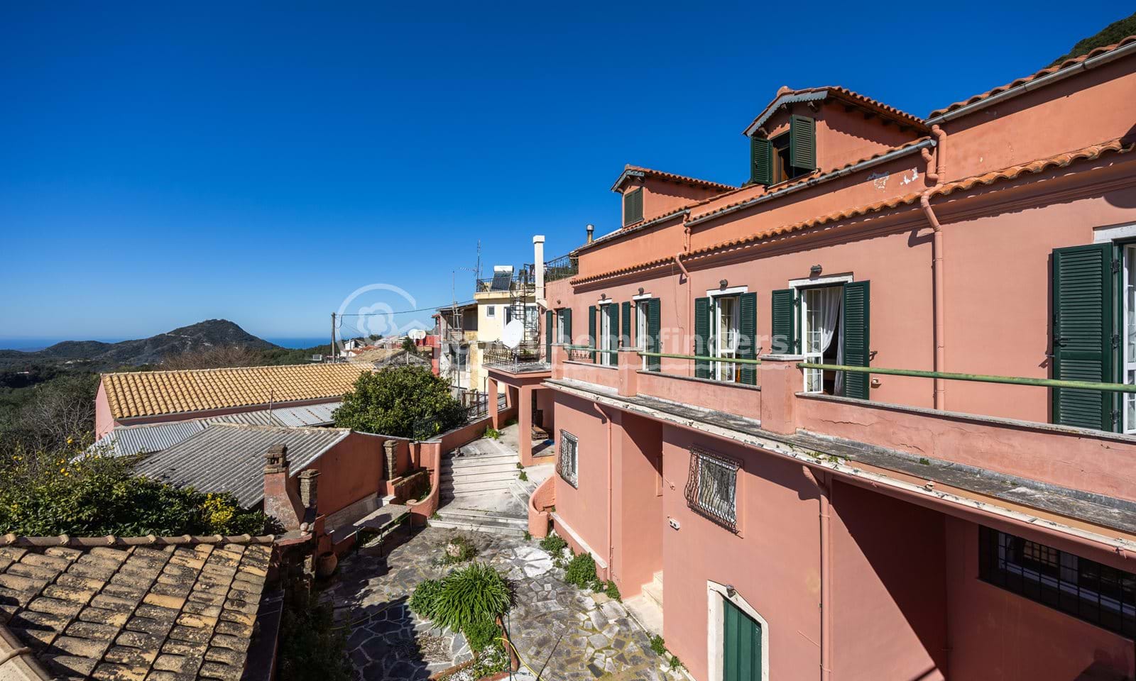 Listing photograph 34 of 37 of the house in Sgourades, published by Corfu Home Finders.