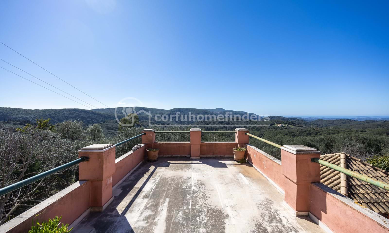 Listing photograph 2 of 37 of the house in Sgourades, published by Corfu Home Finders.